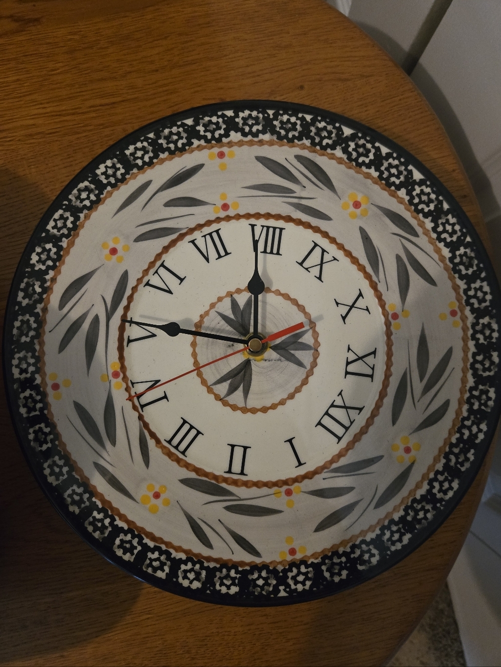 Temptations Old World Decorative Clock